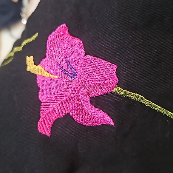 The Quacker Factory Women Flower Embroidered Black Shirt/Jacket Size L - Picture 13 of 15